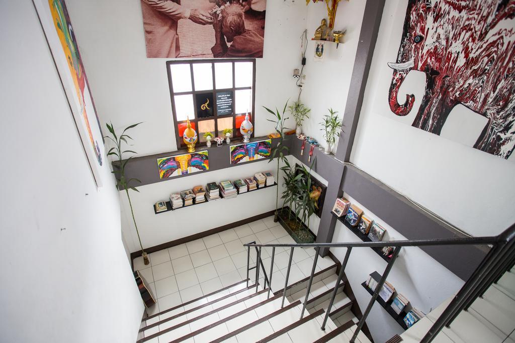 Hotel Zzhouse Chiang Mai Esterno foto